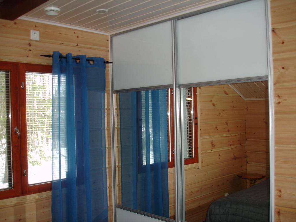 Aamuruskon Ukkola Cottage Sirkkakoski Zimmer foto